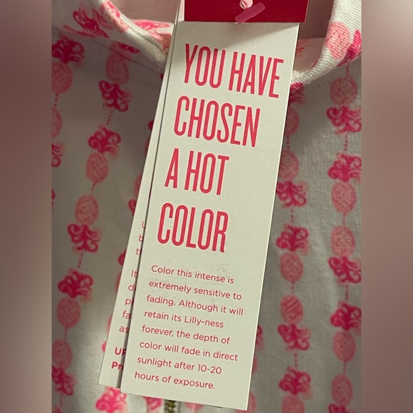 NWT | Lilly Pulitzer | Ronan Popover | UPF 50+ | Pink Topaz Fineapple | XL - Picture 7 of 8